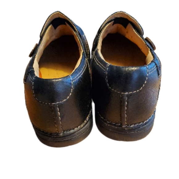 Clarks Unstructured Slip Ons Size 6 - Picture 5 of 5